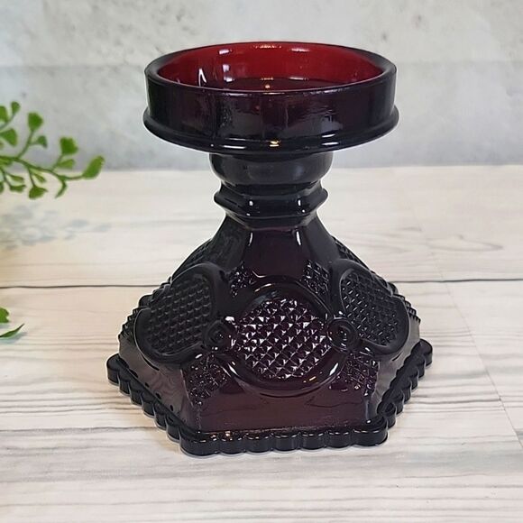 Avon vintage cape cod collection ruby red hurricane lamp base - Picture 1 of 7